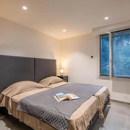 L'atalante By Interhome Sainte-Maxime